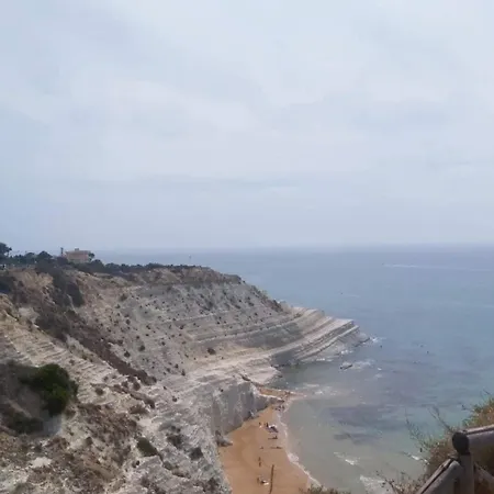 La Foggia Seaside Paradise Affittacamere